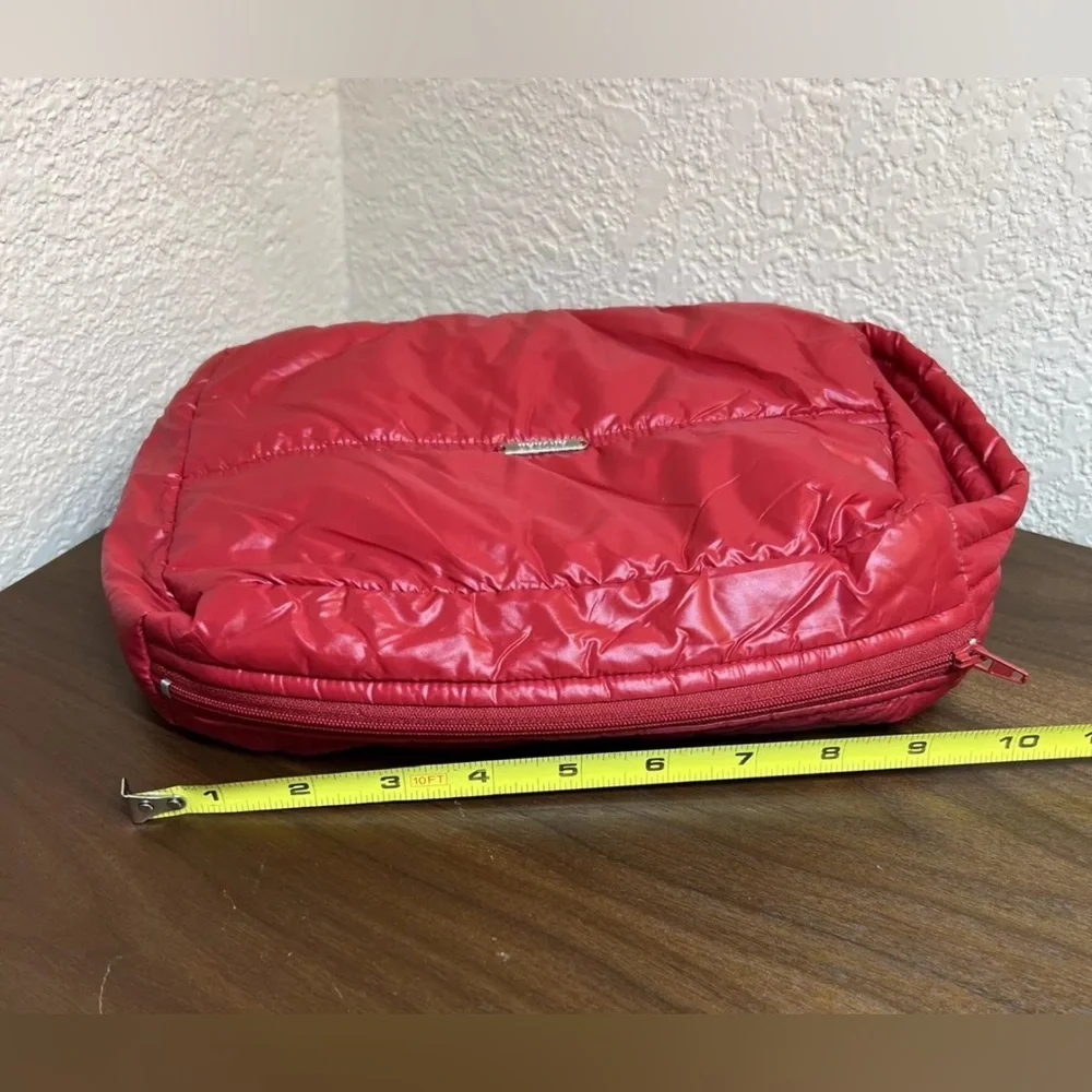 Anorak Cosmetic Organizer‎ Quilted Clutch Travel Bag Lightweight Red Excellent